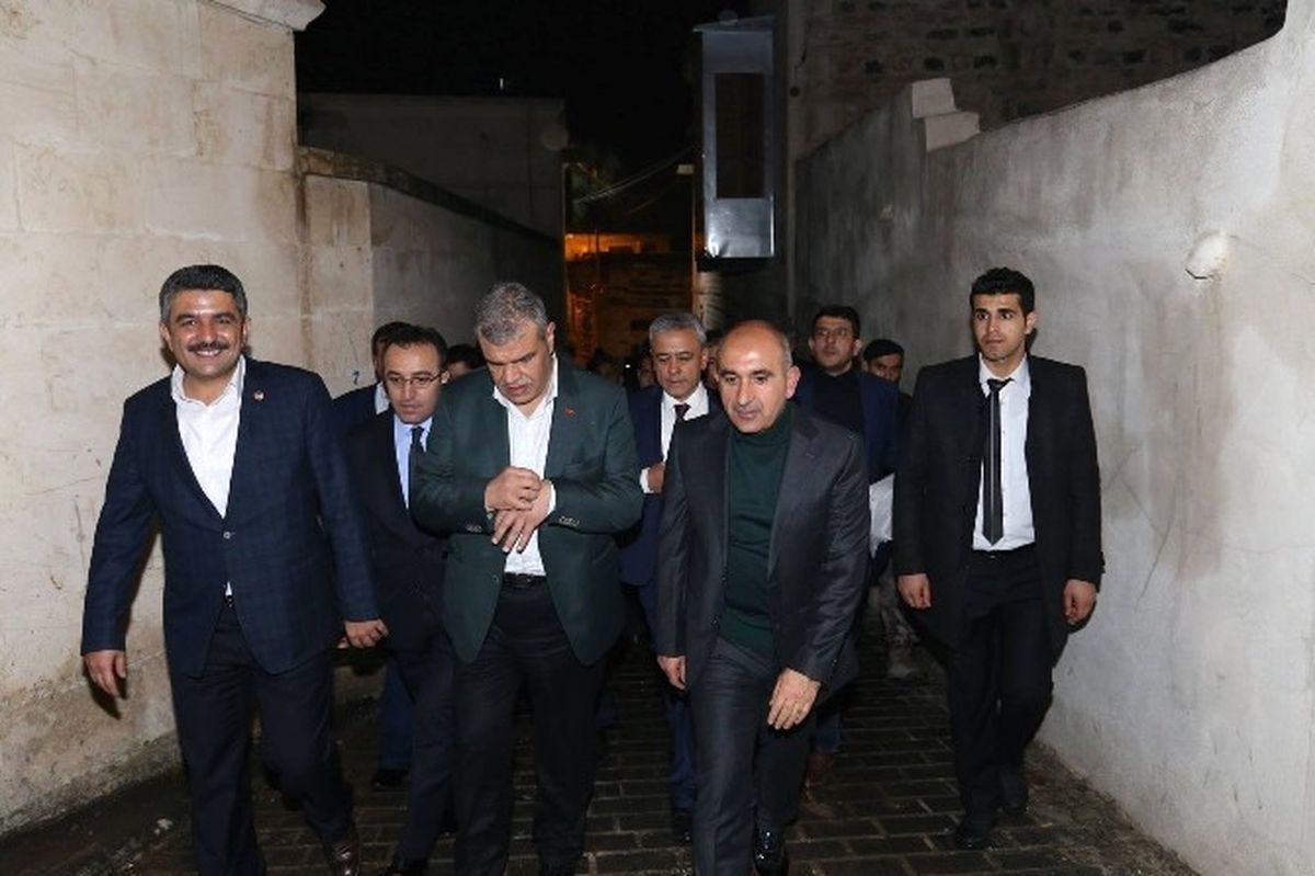 Belediye Başkanı Kara Başbakan Yardımcısı Veysi Kaynak\'ı Ağırladı