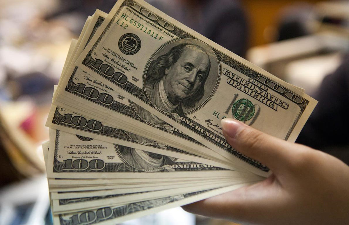 Dolar Yılın Son Haftasına 3.5107 Lira ile Başladı
