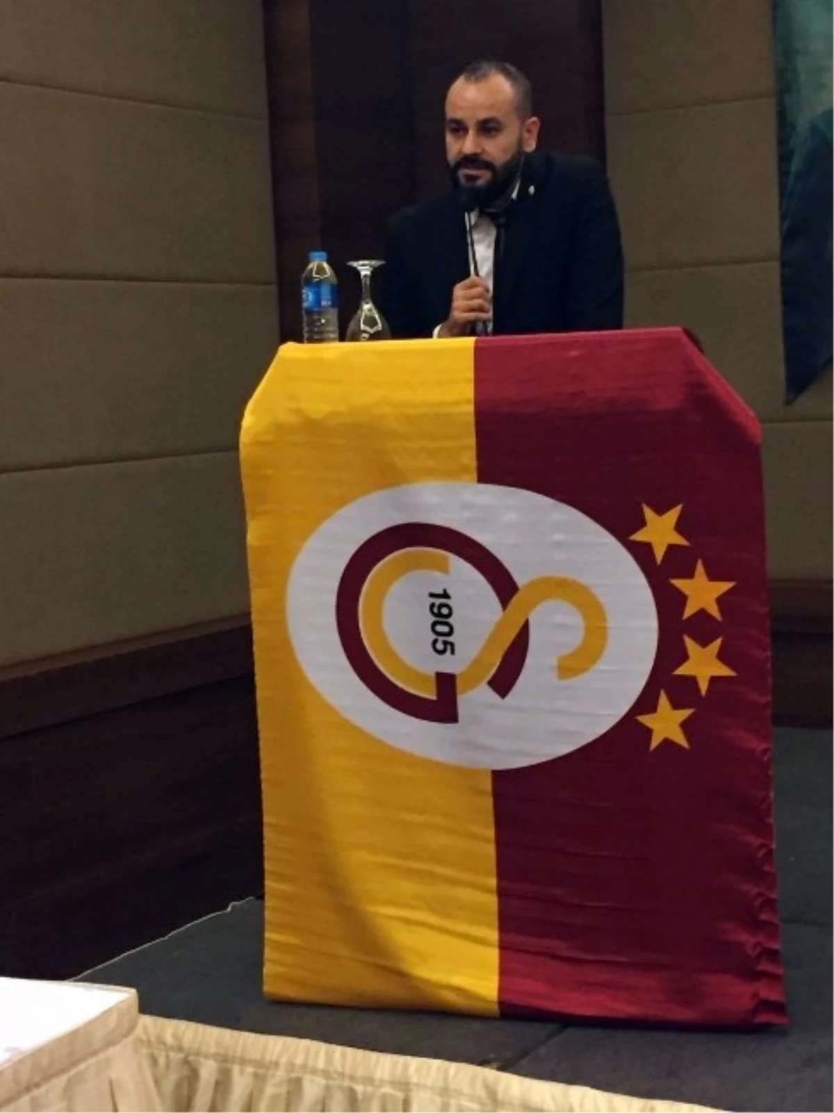 Galatasaray Taraftarı Başkanını Seçti