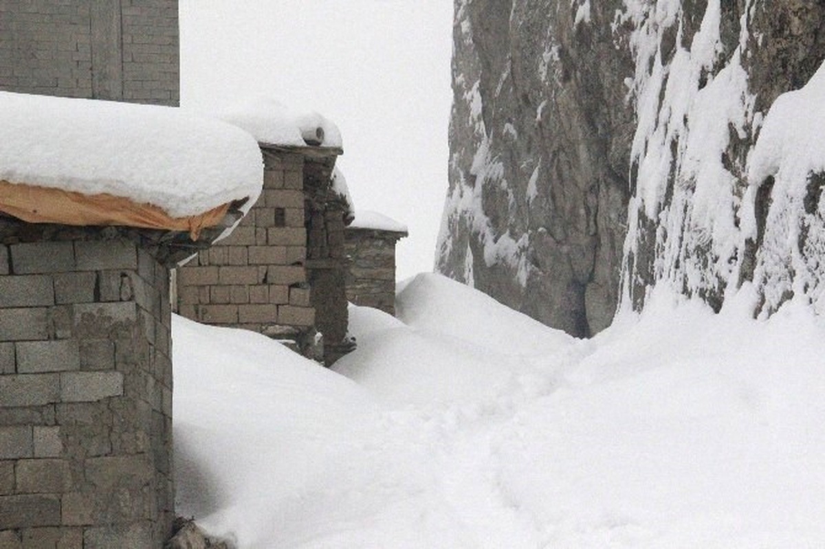 Hakkari\'de 43 Köy, 114 Mezra Yolu Kapandı