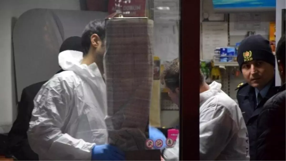 Hediye Paketinden Çıkardığı Silahla Kız Arkadaşını Öldürdü