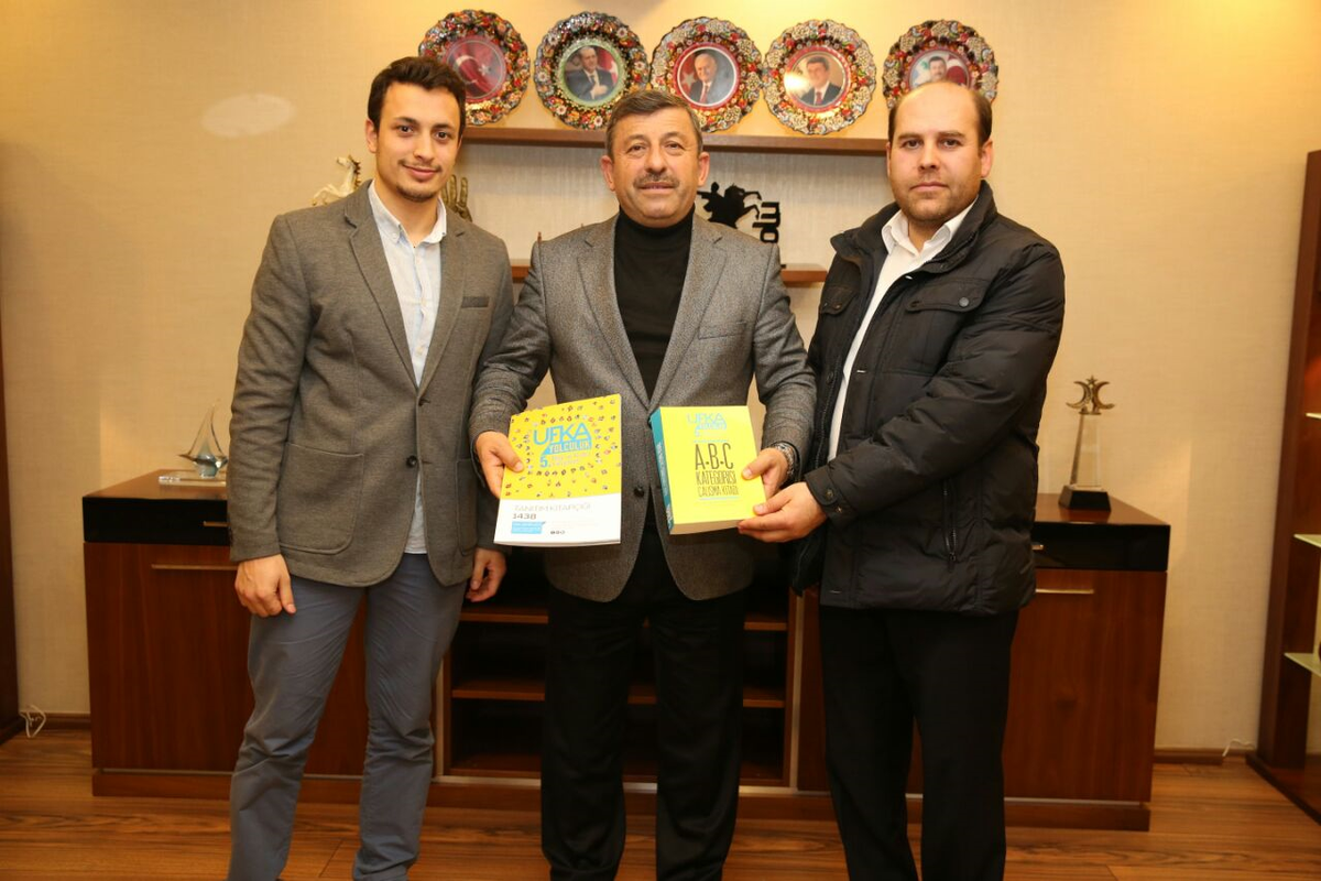 İLKÇEV, Darıca Belediye Başkanı Şükrü KARABACAK \'ı ziyaret etti.