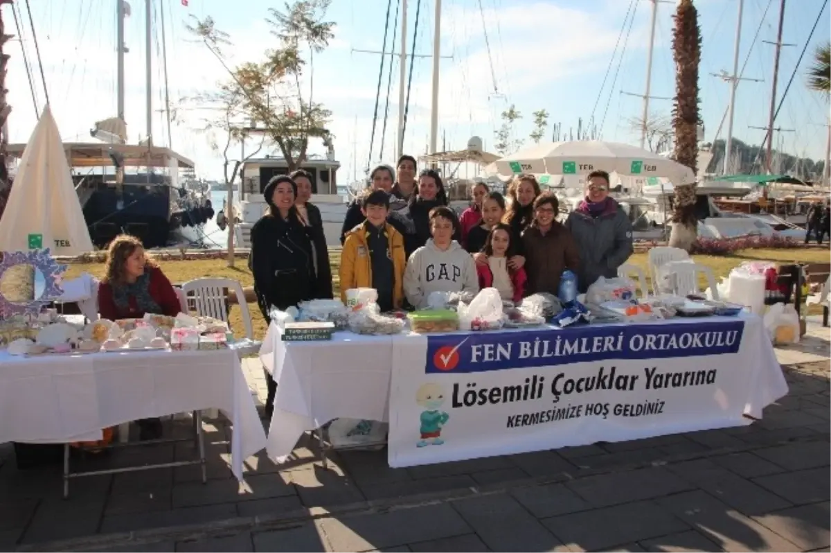 Lösemi Hastaları İçin Kermes Düzenlediler