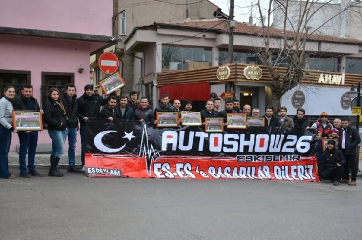 Otomobil Tutkunlarından Eskişehirspor\'a Destek