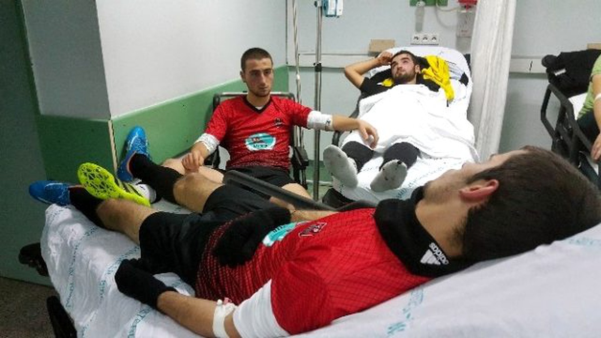 Samsun\'da Amatör Maçta Kavga; 3 Futbolcu Yaralandı
