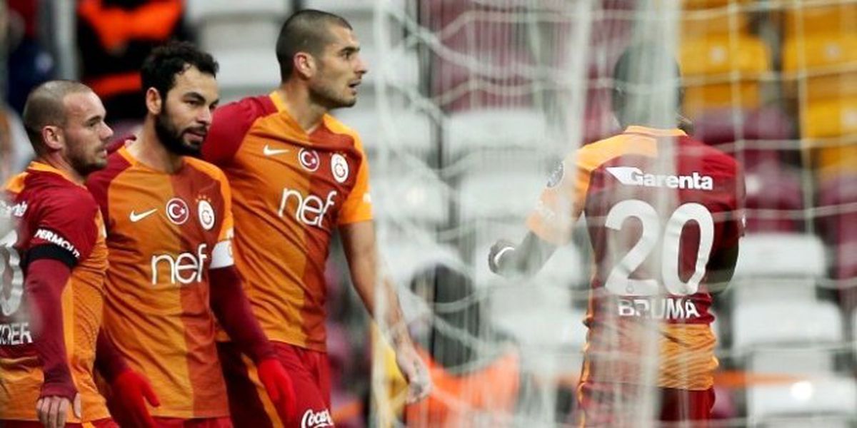 Selçuk İnan Gole Sevinmedi!