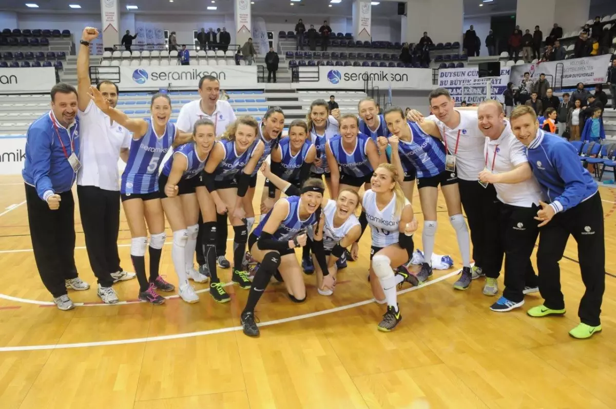 Seramiksan Kupa Voley\'e Galibiyetle Başladı