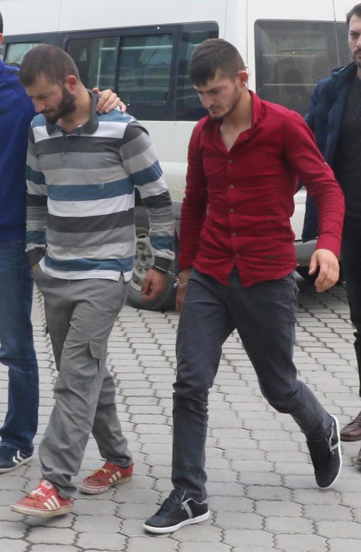 Uyuşturucu Ticaretinden Mahkum Oldu, Kardeşi Beraat Etti
