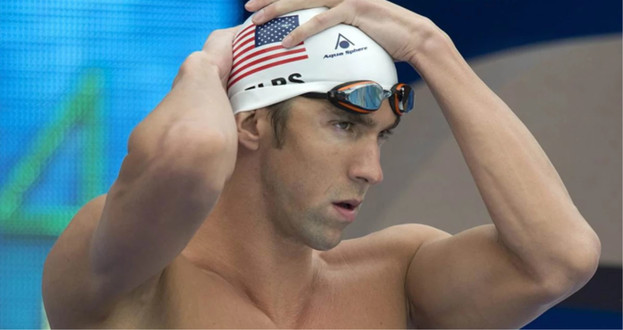 ABD\'li Yüzücü Phelps, Kariyerini 8 Kilo Madalyayla Tamamladı