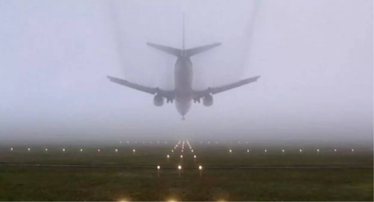 Ağrı\'da Hava Ulaşımına Sis Engeli