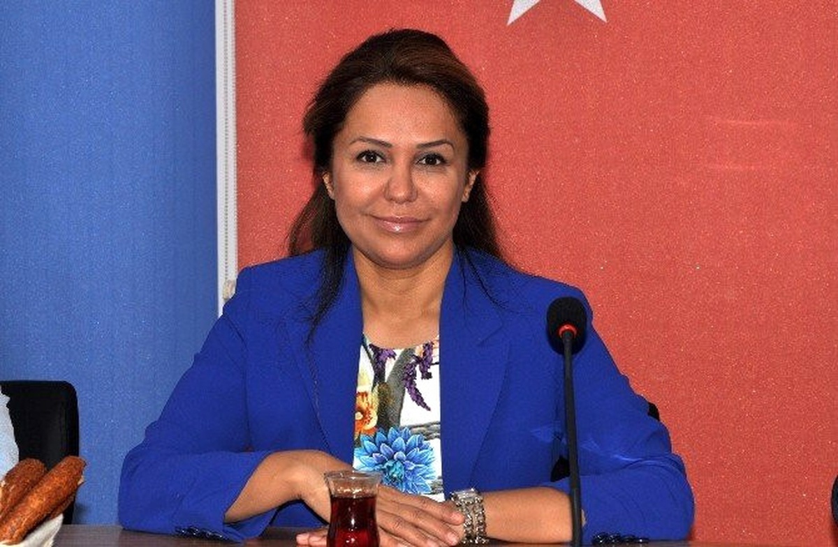 AK Parti Antalya Milletvekili Enç, Kemer\'de