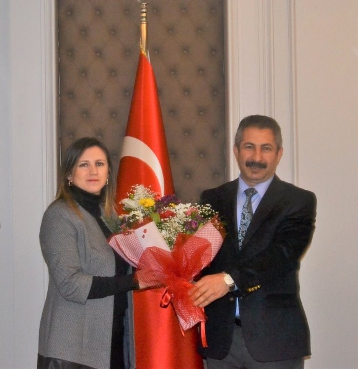 AK Parti Kadın Kolları Üyelerinden İl Emniyet Müdürlüğüne Başsağlığı Ziyareti