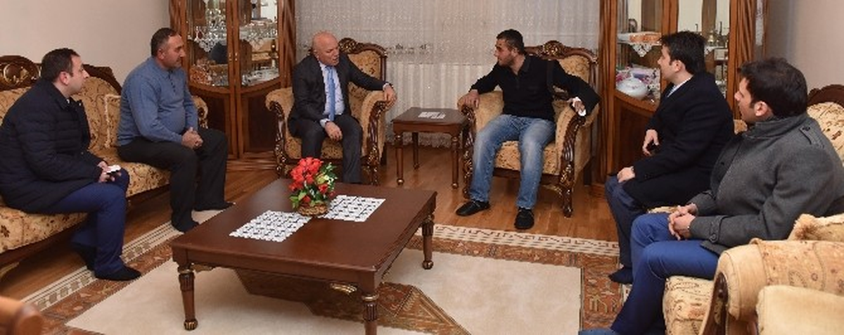 Başkan Sekmen Gazi Ergün\'ü Ziyaret Etti