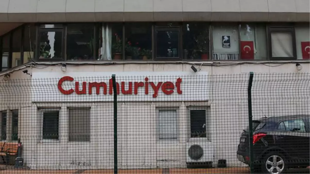 Cumhuriyet Çalışanının Tutuklanma Gerekçesi "Hakaret"