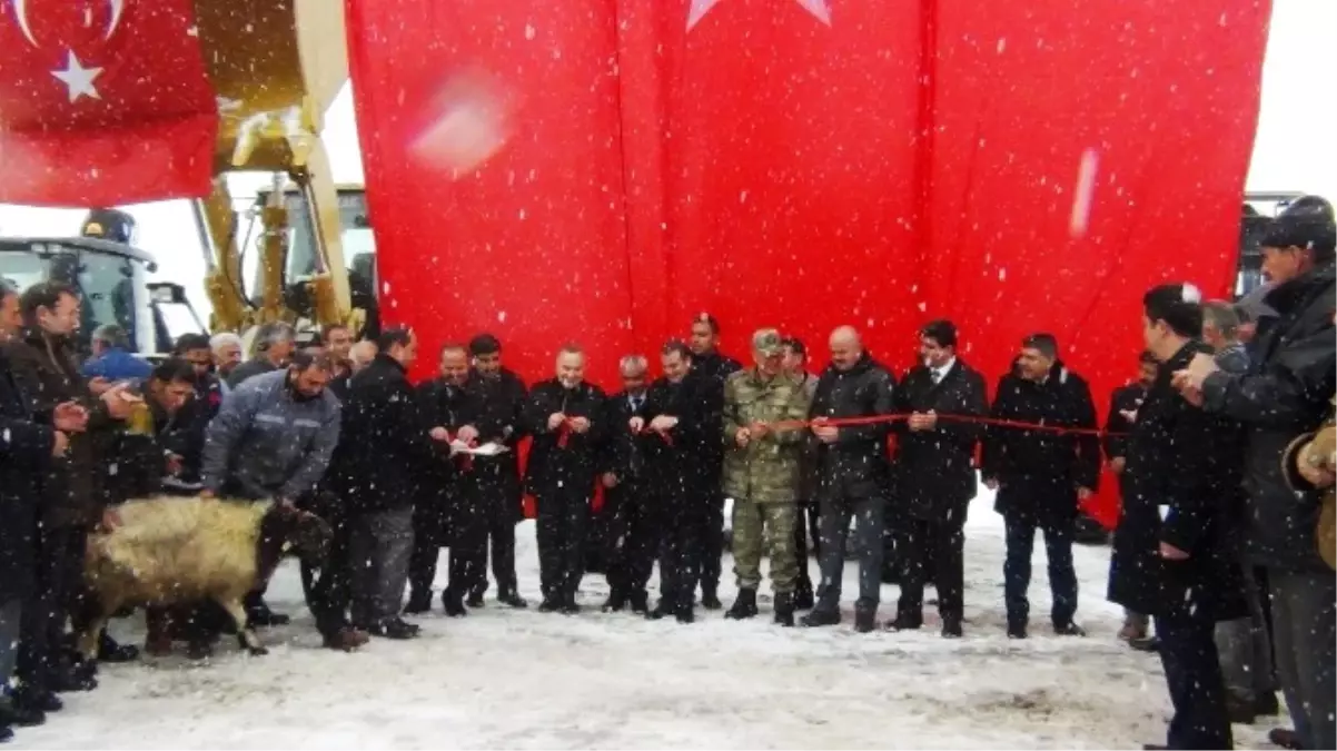 Erciş Belediyesi Araç Filosunu Büyüttü