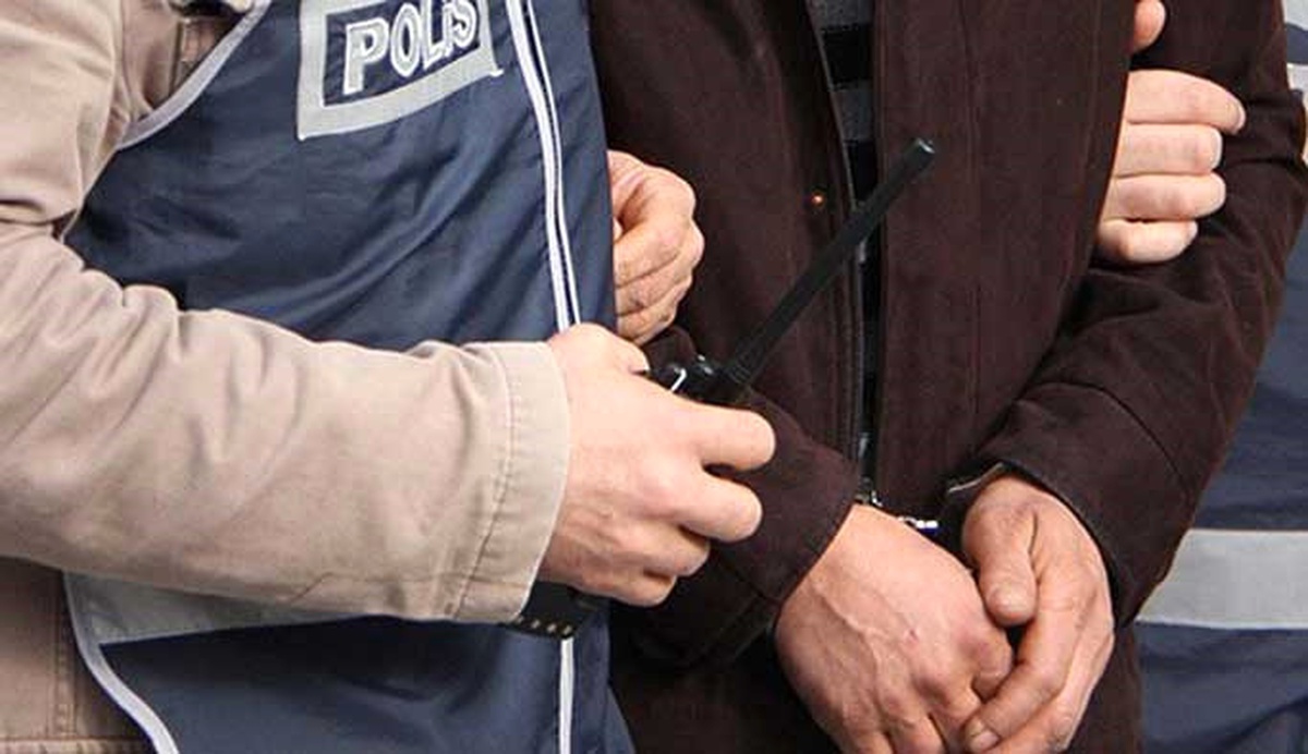 Fetö Soruşturması Kapsamında 5 Kişi Tutuklandı