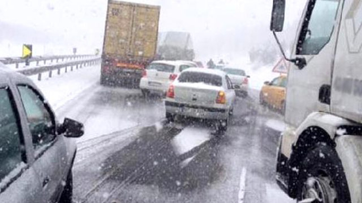 Gülek Boğazı\'nda Zincirleme Trafik Kazası: 7 Yaralı