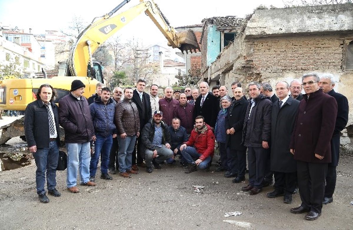 Güzelyalı\'da Ulaşım Rahatlıyor