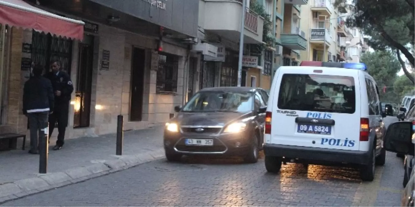 Hırsızlar Toplu Mesai Yaptı, Polis Olaydan Olaya Koştu