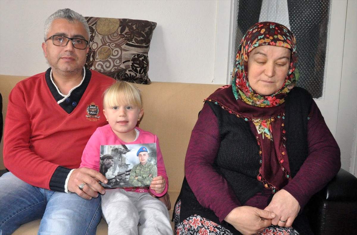 Liva, Sana Kırmızı Bisiklet Getireceğim"