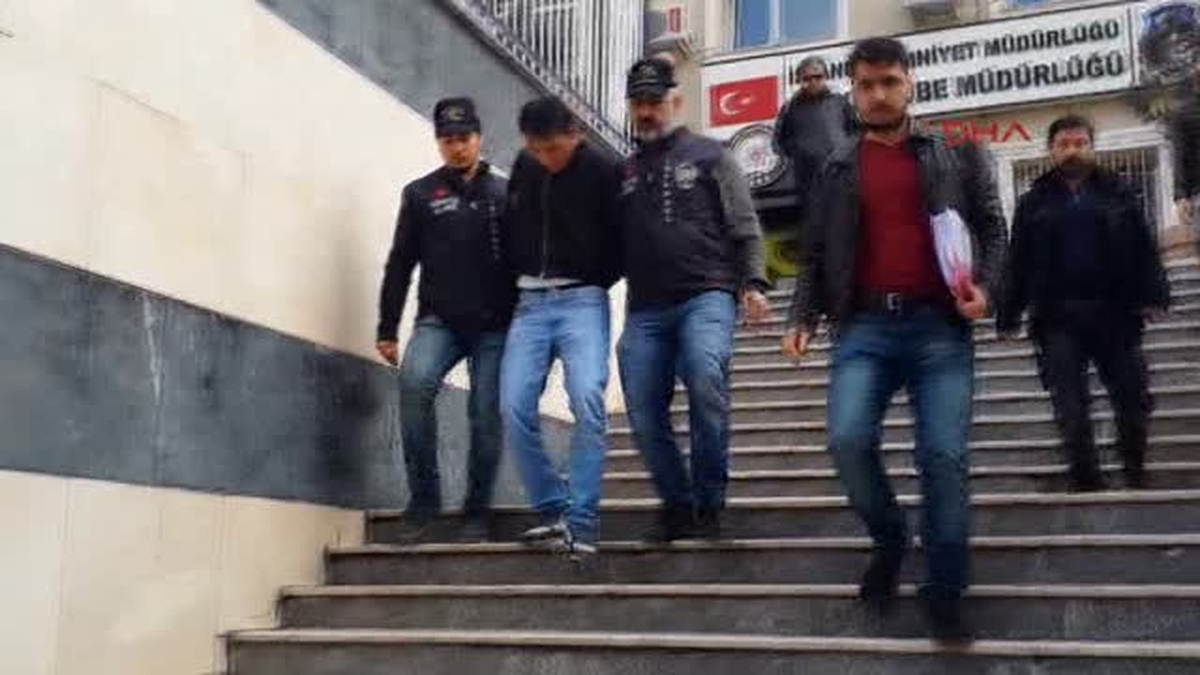 Metrelik Duvardan Cami Avlusuna Attı, Beli Kırılan Genç Kıza Tecavüz Etmiş