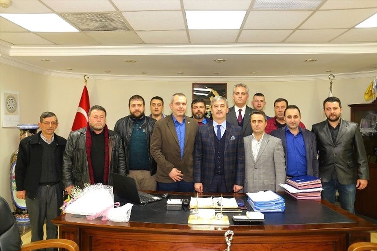 MHP İlçe Yönetiminden Başkan Şirin\'e Ziyaret