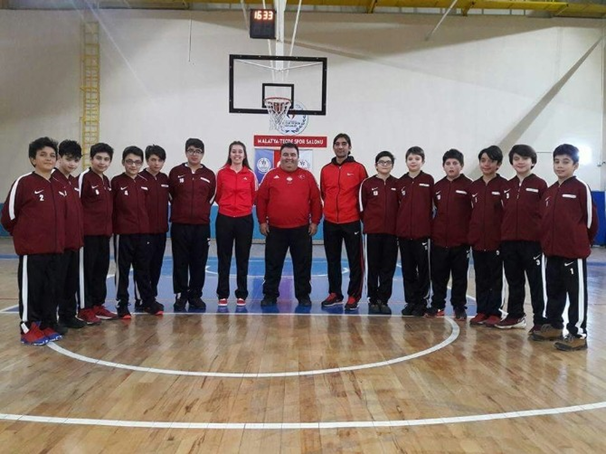 Minik Çınarlar Şampiyonluğu Kaptırmadı