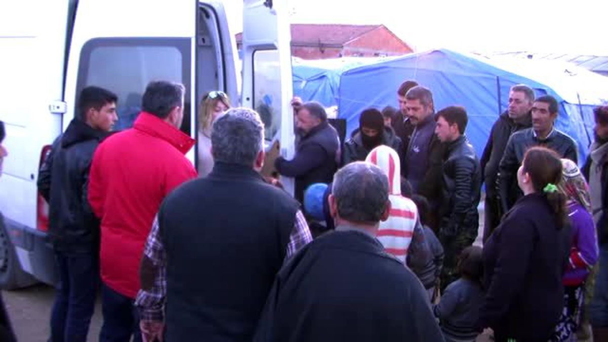 Suriyeli Sığınmacılara Yardım Eli