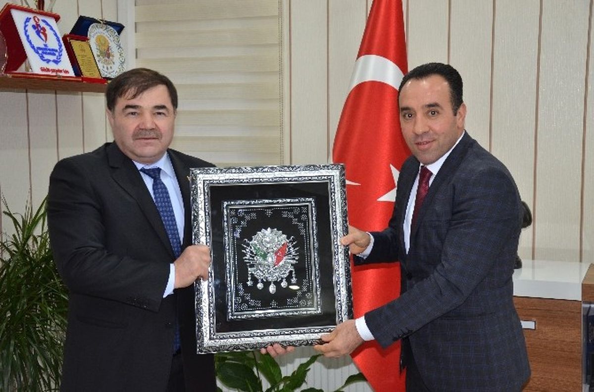 Türkiye Güreş Federasyonu Başkanı Aydın\'dan İl Müdürü Yıldız\'a Ziyaret