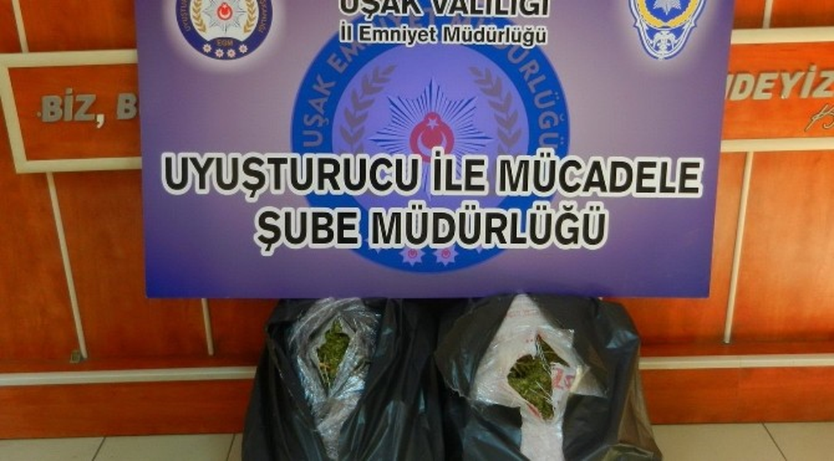 Uşak Polisi 26 Kilo Esrar Ele Geçirdi