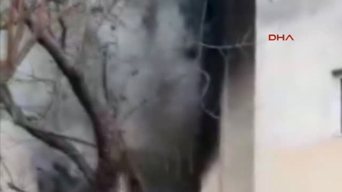 Adıyaman Evlendirilmemesine Kızıp, Evi Ateşe Verdi