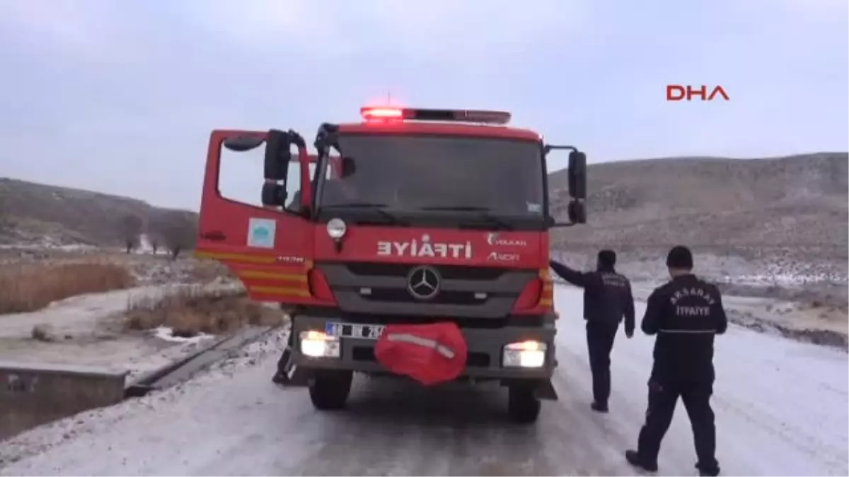 Aksaray\'da Öğrenci Servisi Devrildi 5 Yaralı