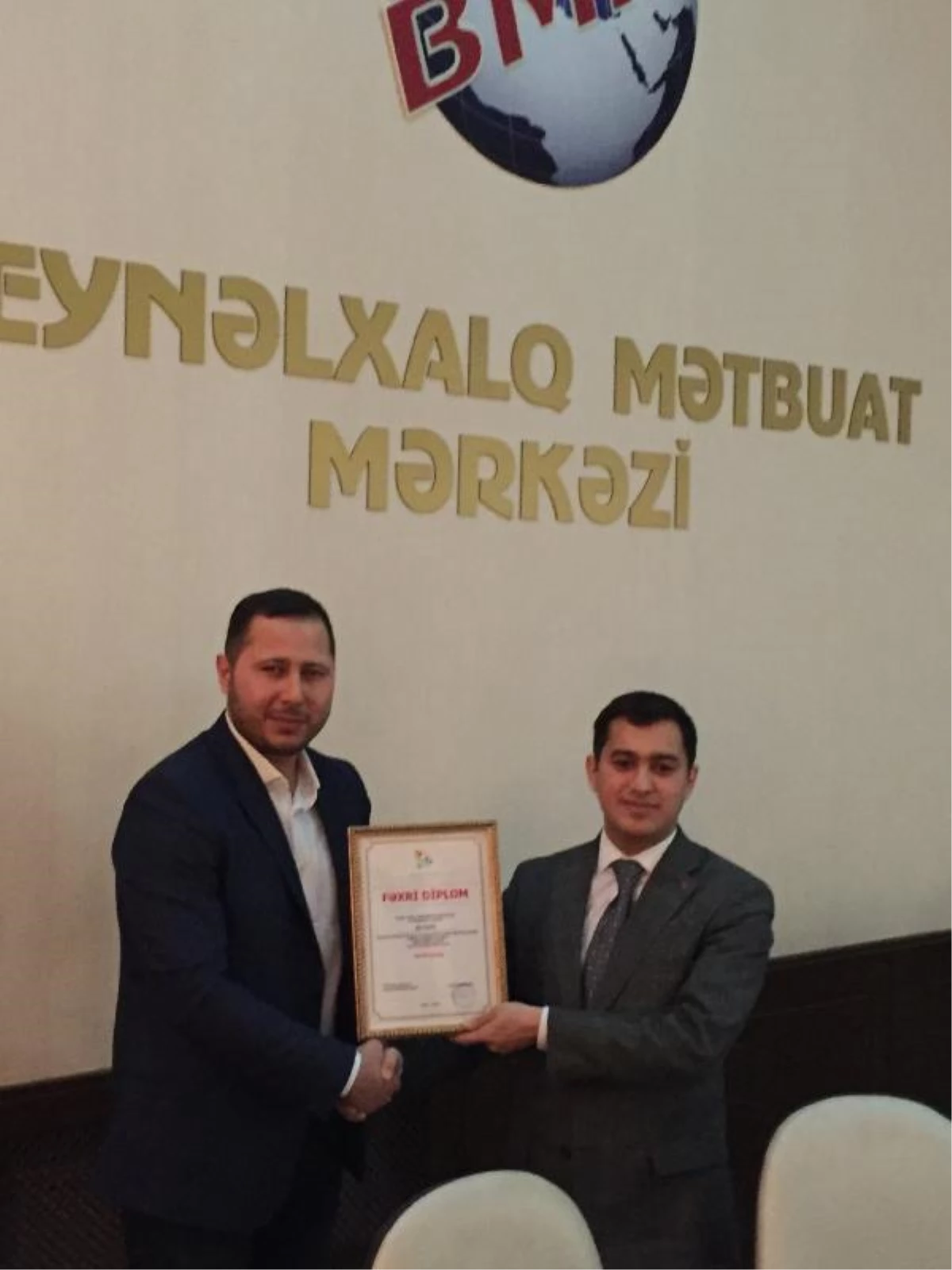 Azerbaycan\'dan Dha\'ya, Gençlere Destek Ödülü