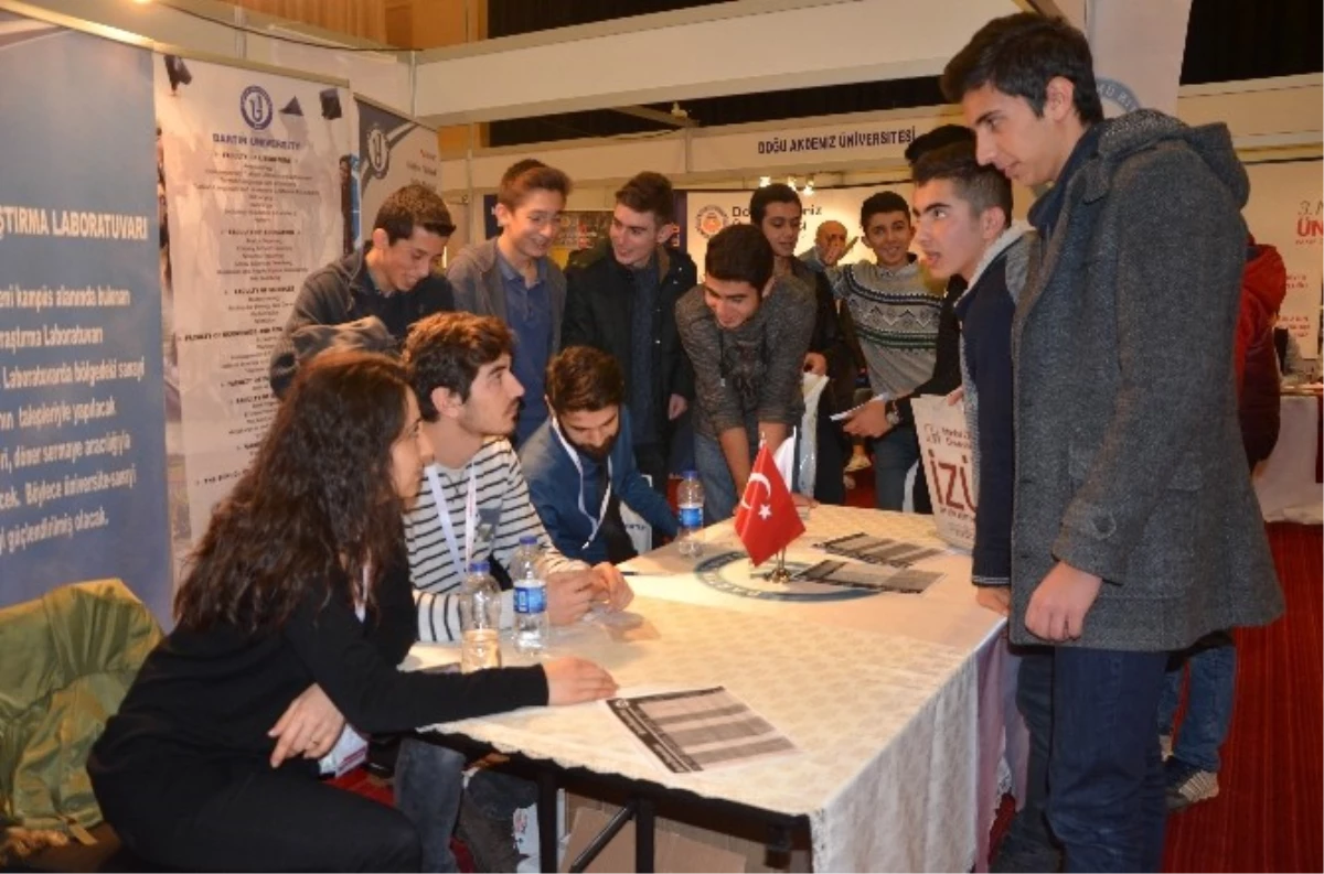 Bartın Üniversitesi Ankara\'da Üniversite Tercih Fuarına Katıldı