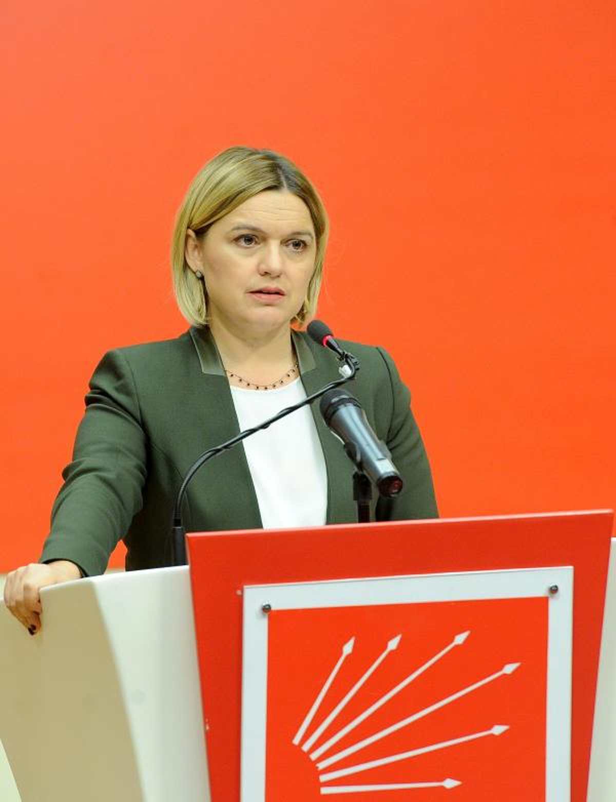CHP Sözcüsü Böke\'den \'Yeni Anayasa\' Açıklaması: Teklif, Madde Madde Dökülmeye Başladı