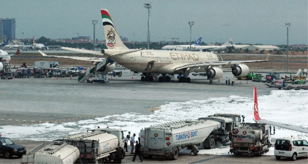 Dhmi\'den Kar Önlemi; Uçuşlar Yüzde 15 Azaltıldı