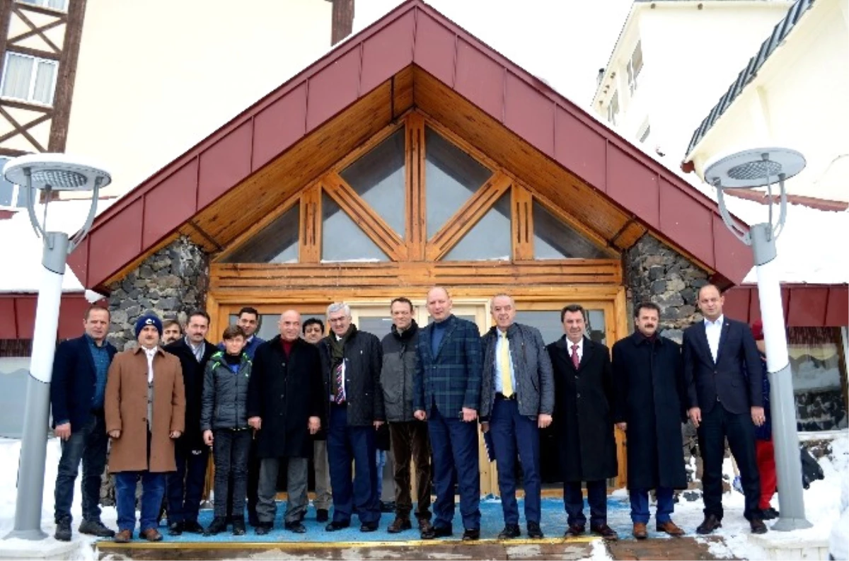 Ilıcalı\'nın Talebi ile Bakan Avcı Turizmcinin Yüzünü Güldürecek