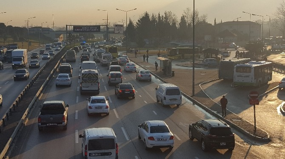 İzmir Yolu ve Acemler\'deki Düğüm Çözülecek