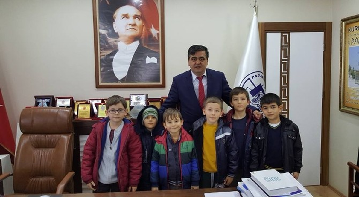 Miniklerden Başkan Yalçın\'a Ziyaret