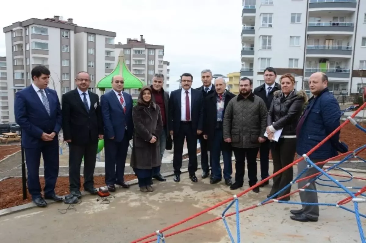 Ortahisar Belediyesi\'nden Çocuklar İçin Yeni Oyun Parkları Kuruluyor