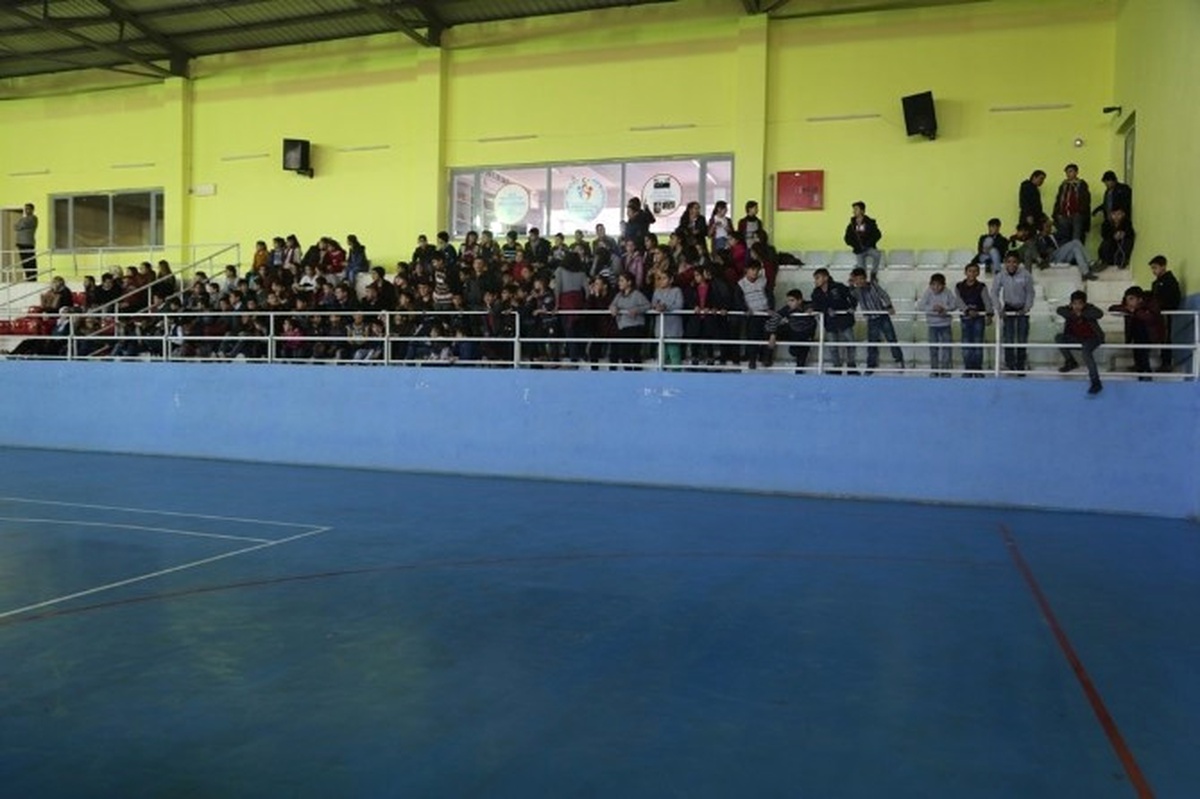Silopi\'de Yıldız Kızlar Voleybol Turnuvası Sona Erdi