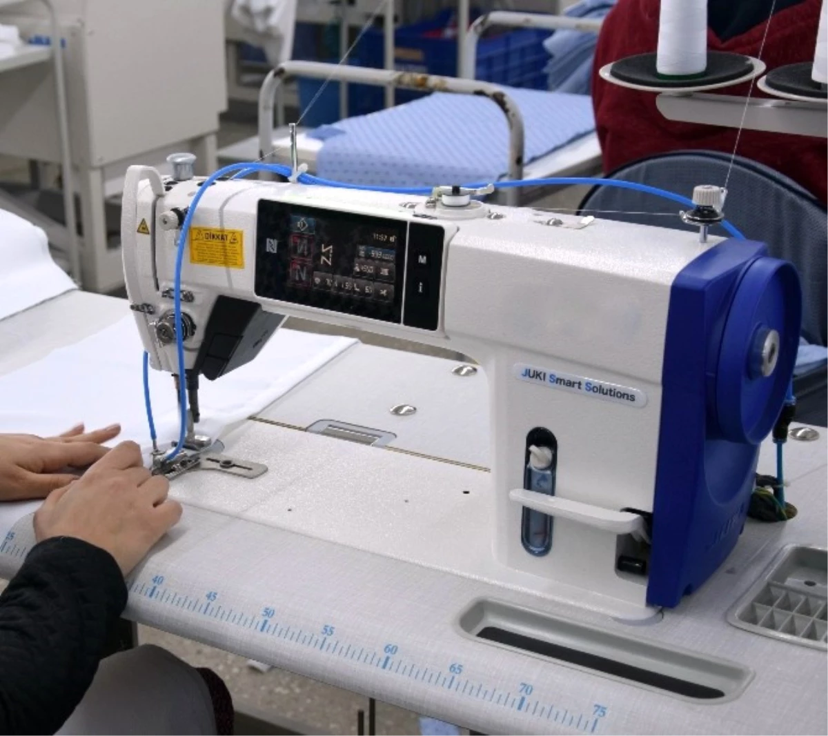 Tekstil\'in Yeni Ustabaşı: \'Yapay Zekalı Dikiş Makinesi\'