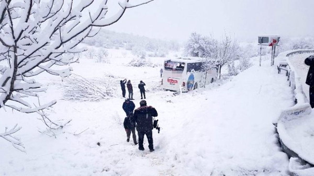 2- Sinop\'ta Uçuruma Yuvarlanan Otobüste 5 Ölü