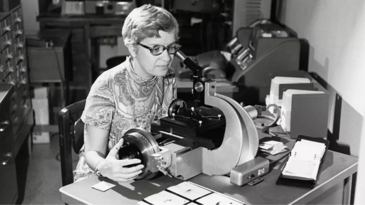 2016, Vera Rubin\'i da Aldı!