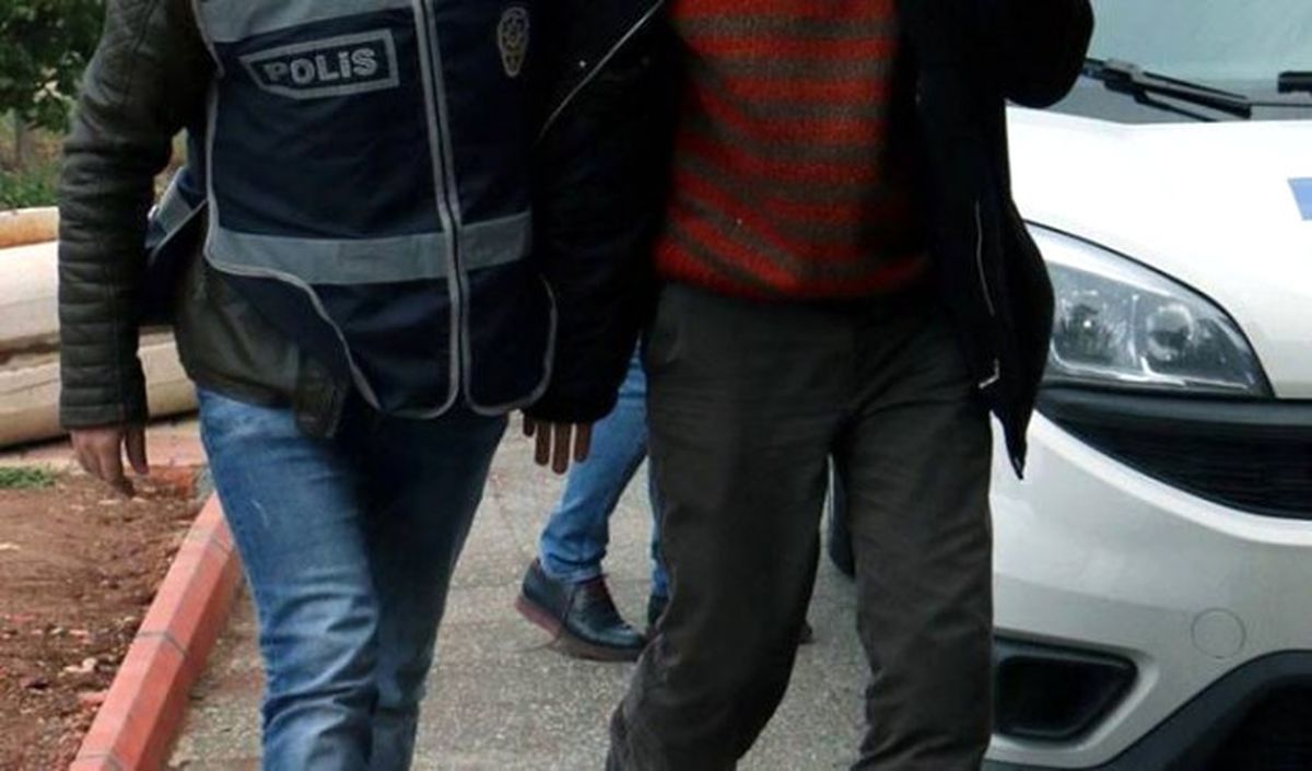 70 Polis Hakkında Gözaltı Kararı