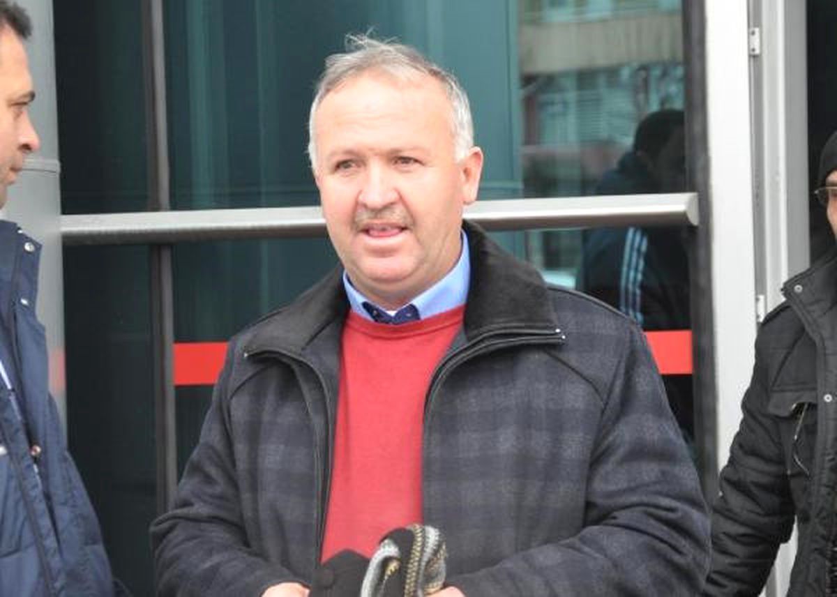 Baba-oğul, Cumhurbaşkanına, Başbakana ve Cami İmamına Hakaretten Yargılanıyor