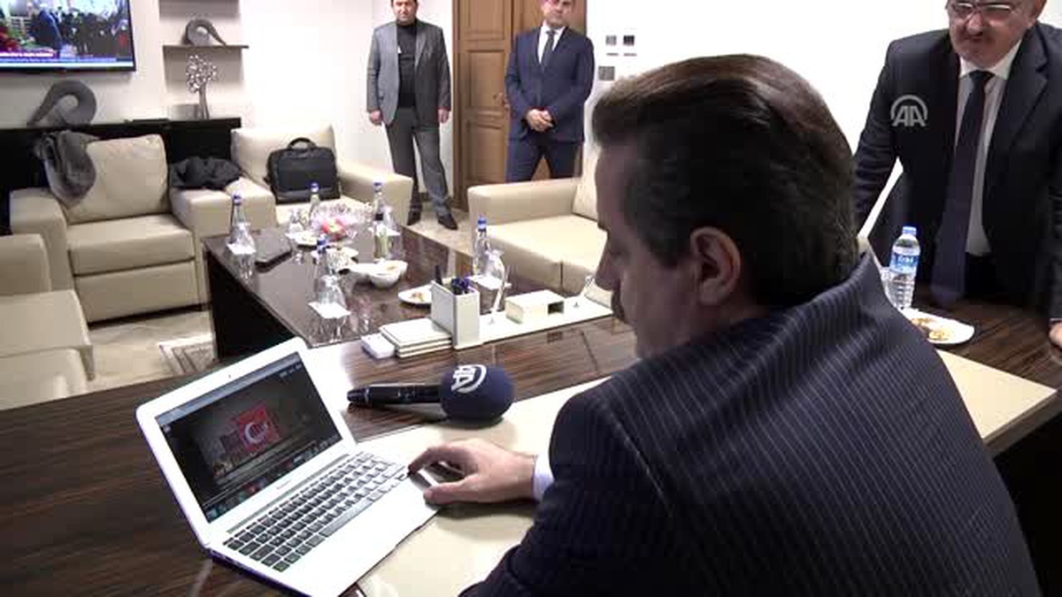 Bakan Çelik, Aa\'nın "Yılın Fotoğrafları" Oylamasına Katıldı