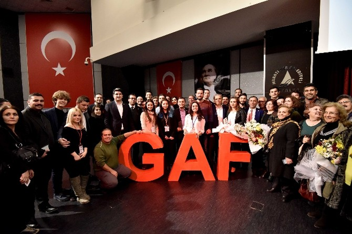 Başkan Uysal, Gençlik Akdeniz Formu\'na Katıldı