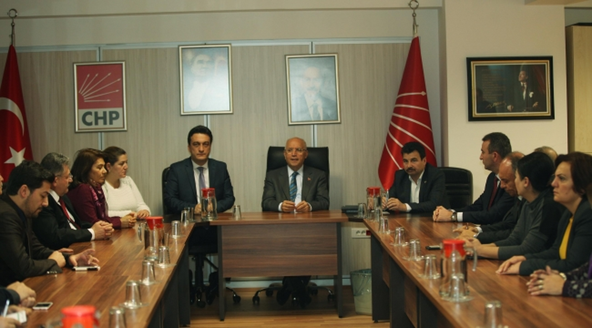 Başkan Yaşar, Ekibiyle 2016\'yı Değerlendirdi