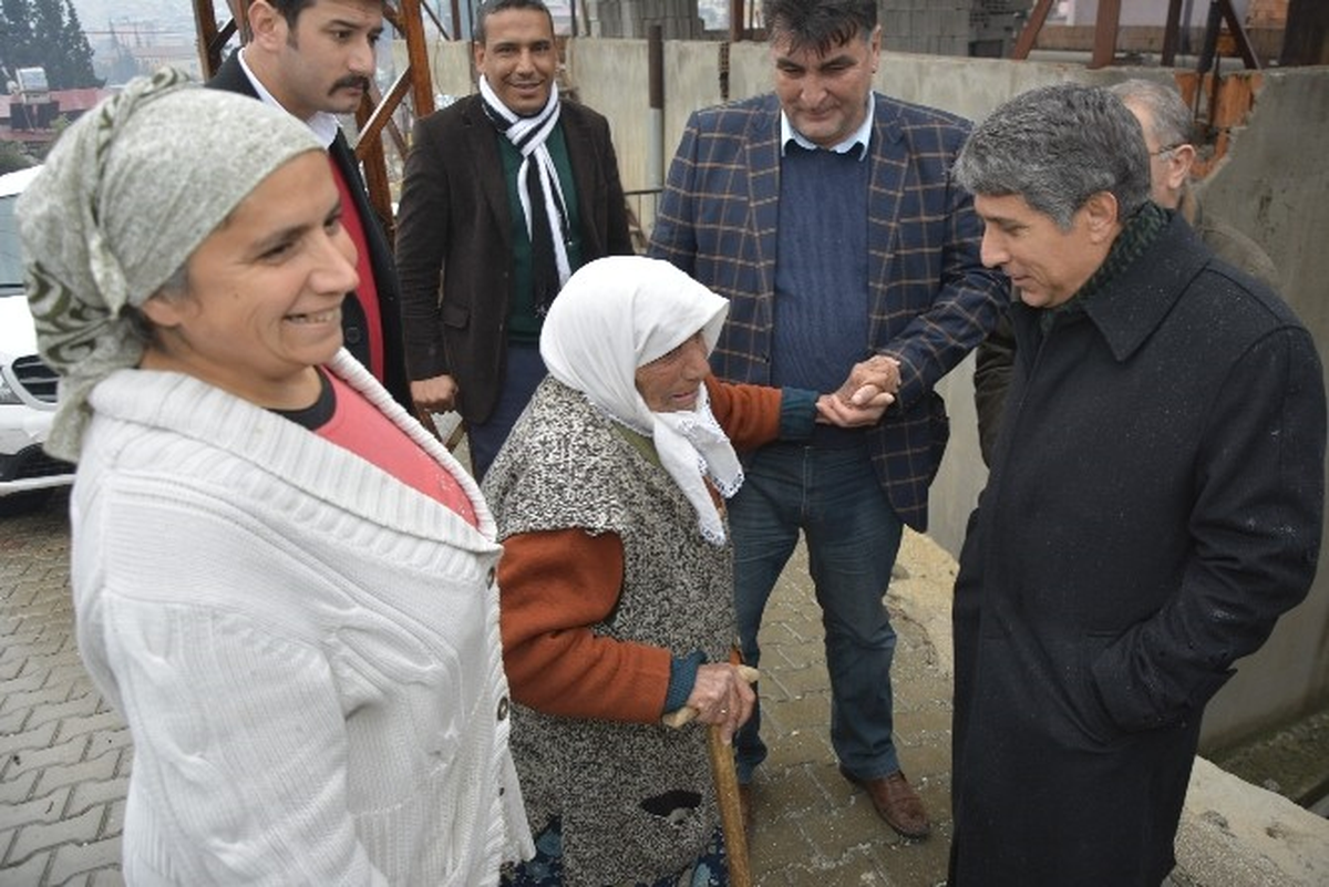 Başkan Yavuz\'dan 83 Yaşındaki Perişan Nineye Yardım Eli